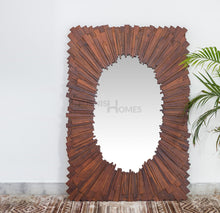 Load image into Gallery viewer, Oval Mirror with Mango Wood Chips
